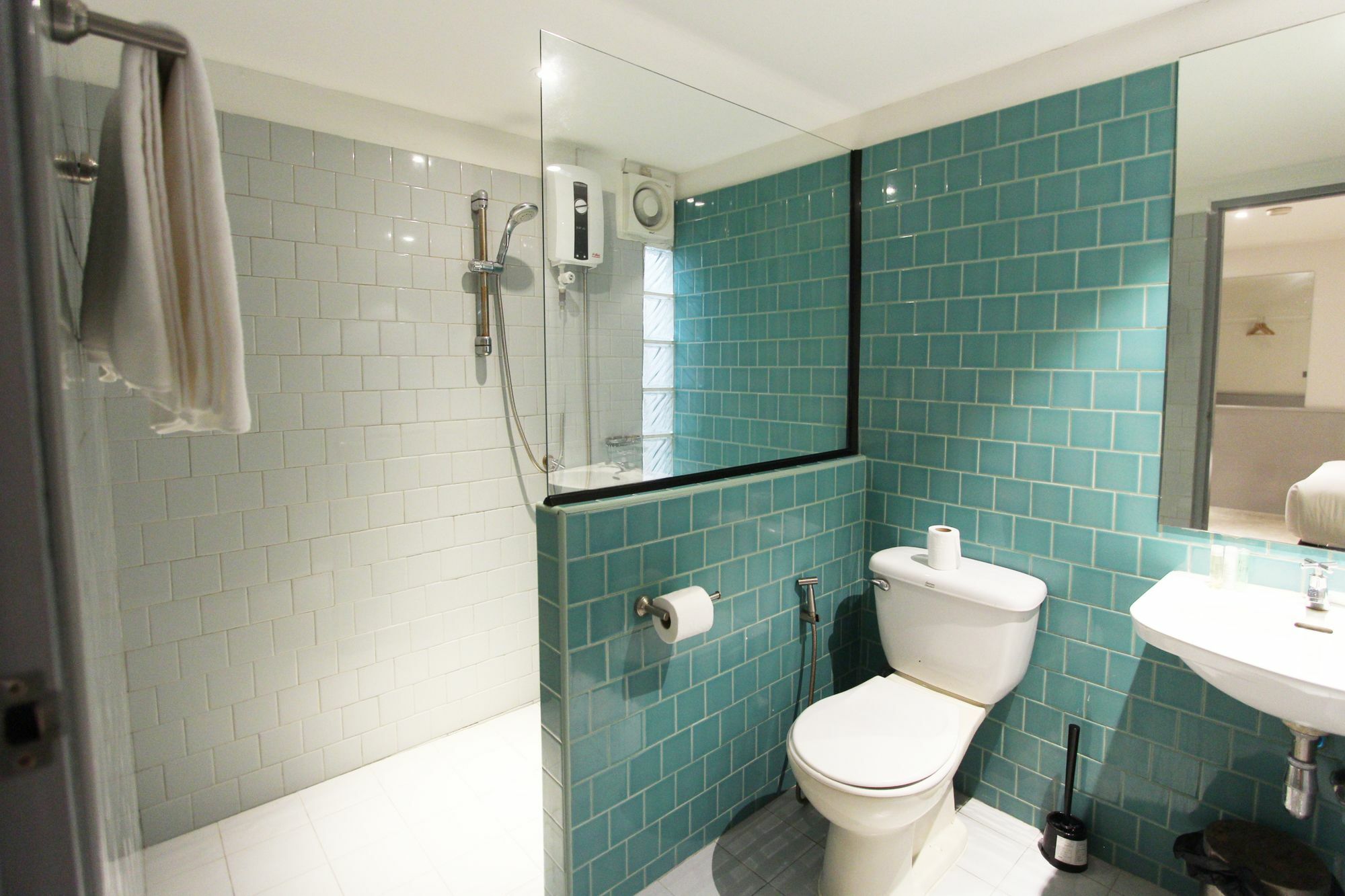 Airtel Hideaway Ari Hotel กรุงเทพมหานคร ภายนอก รูปภาพ