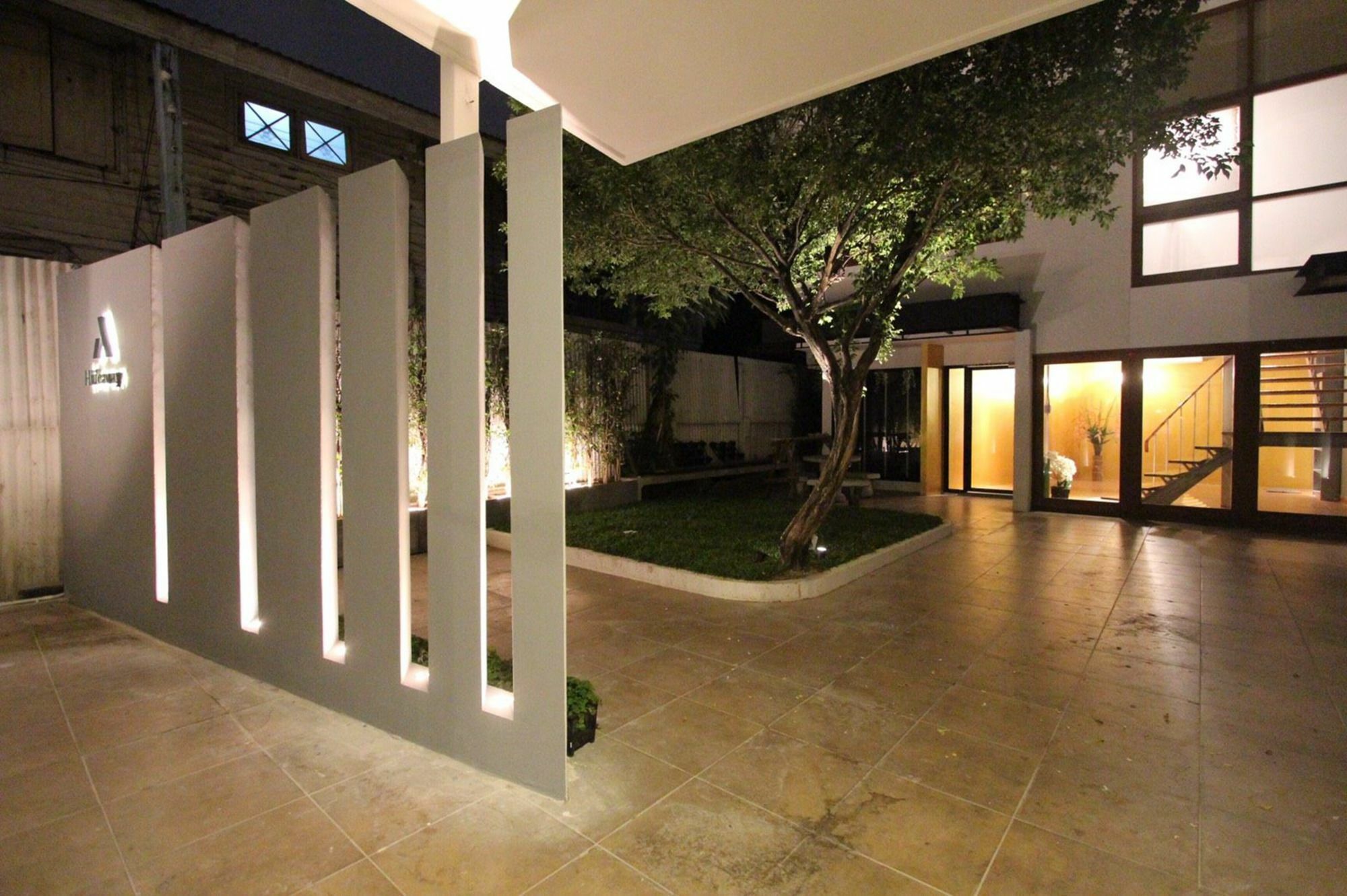 Airtel Hideaway Ari Hotel กรุงเทพมหานคร ภายนอก รูปภาพ